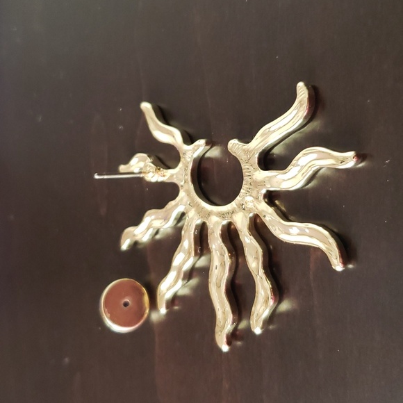 House of Harlow Earrings *NWOT* - Picture 4 of 6